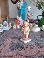 HUMMELBEELDJE meisje met mandje, Antiek en Kunst, Antiek | Porselein, Ophalen of Verzenden