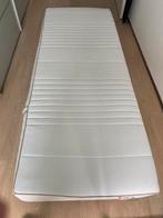 GRATIS Twee goede matrassen 2.00x0.90 met lattenbodems, Huis en Inrichting, Ophalen, 90 cm, Eenpersoons, Zo goed als nieuw