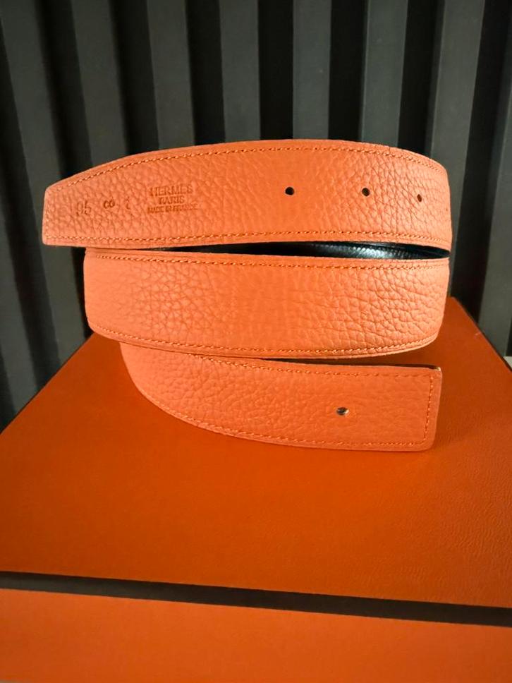 HERMES Reversible H buckle Belt Leather Strap 95  NEW in box, Kleding | Heren, Riemen en Ceinturen, Nieuw, Riem of Ceintuur, Minder dan 95 cm