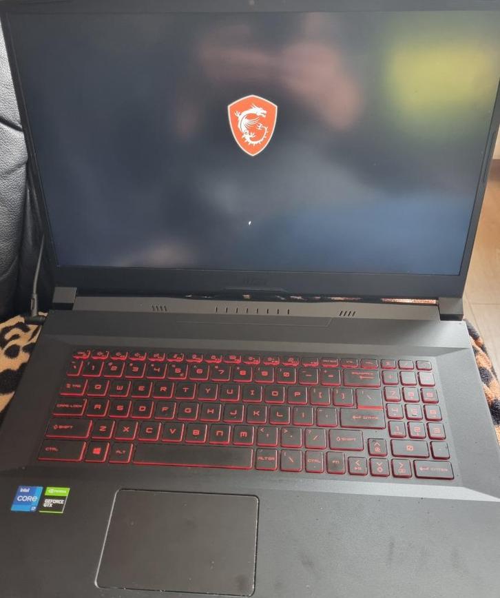 MSI KATANA game laptop 17 inch, Computers en Software, Windows Laptops, Zo goed als nieuw, 17 inch of meer, SSD, 2 tot 3 Ghz, Qwerty
