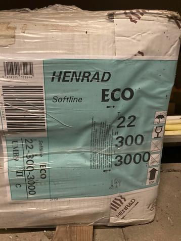 Nieuwe radiator henrad eco softline 22-300-3000