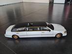LINCOLN TOWN CAR STRETCH LIMOUSINE RARE 1999 1:18 GOLD TRIM, Ophalen of Verzenden, Zo goed als nieuw, Auto, Overige merken