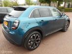 Fiat 600 1.2 Hybrid 100 La Prima, 8 pk, Gebruikt, 1199 cc, Blauw