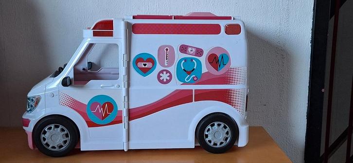 Barbie Ambulance (Care Clinic), Kinderen en Baby's, Speelgoed | Speelgoedvoertuigen, Gebruikt, Ophalen of Verzenden