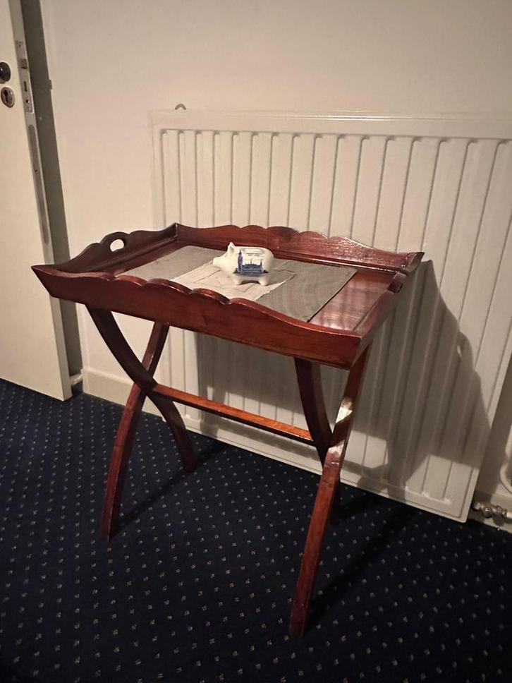 Mahonie Butlertray / Dienblad op Voet, Antiek en Kunst, Antiek | Meubels | Tafels, Ophalen