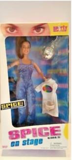 1998 SPICE GIRLS ON STAGE SPORTY SPICE NIEUW in doos, Verzamelen, Ophalen of Verzenden, Nieuw, Fashion Doll