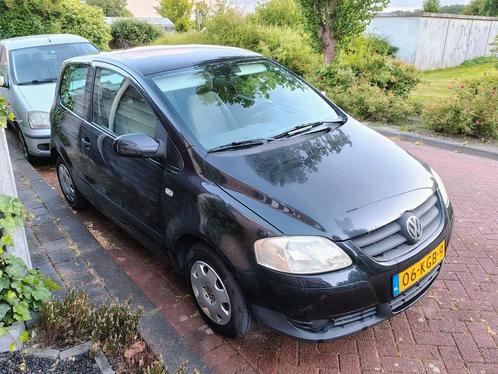 Volkswagen Fox 1.2 40KW 2009 Zwart met airco, Auto's, Volkswagen, Particulier, Fox, Airconditioning, Benzine, C, Hatchback, Handgeschakeld