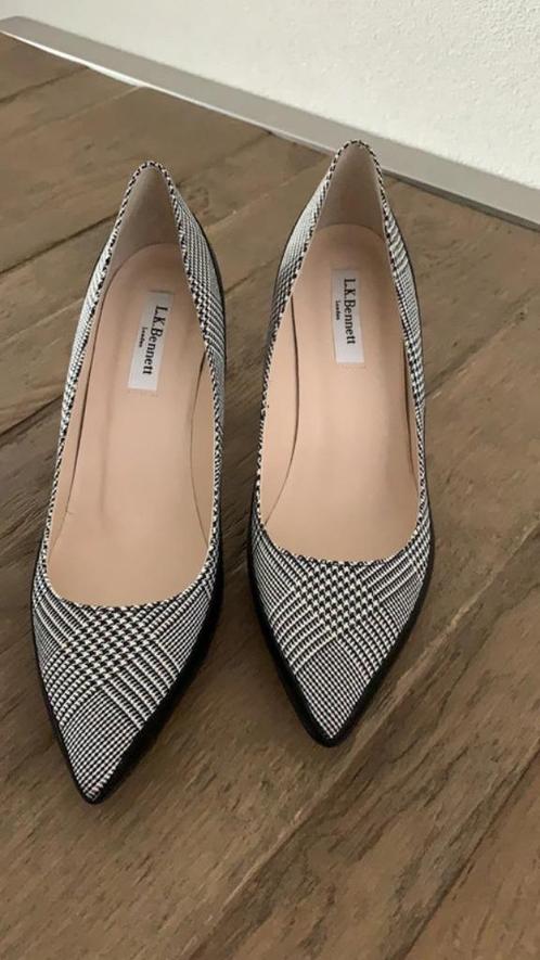 L.K. Bennett pumps/ Nieuwstaat, Kleding | Dames, Schoenen, Zo goed als nieuw, Pumps, Overige kleuren, Ophalen of Verzenden