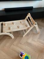 Houten klimrek met glijbaan, Kinderen en Baby's, Speelgoed | Babyspeelgoed, Ophalen of Verzenden, Zo goed als nieuw