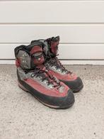Meindl bergschoenen maat 43, cat D, Ophalen, Gebruikt, Schoenen