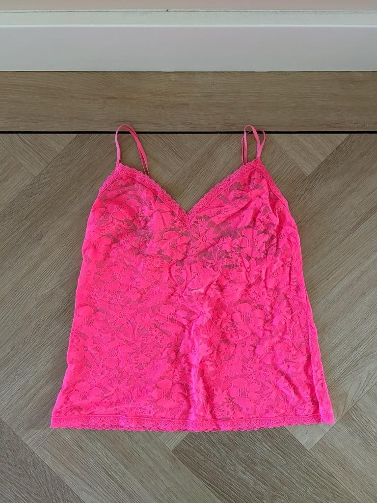 Z.g.a.n. Neon oranje top van kant, Victoria's Secret, S, Kleding | Dames, Pyjama's, Victoria's Secret, Ophalen of Verzenden, Zo goed als nieuw