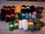 Garen, 32 bollen wol, acryl., Ophalen of Verzenden, Zo goed als nieuw, Breien of Haken, Wol of Garen
