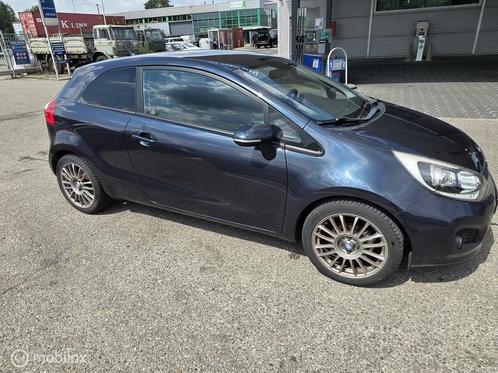 KIA RIO 1.2 CVVT 2013, 145830 NAP, AIRCO, LM VELGEN,, Auto's, Kia, Te koop, Rio, ABS, Airconditioning, Alarm, Centrale vergrendeling