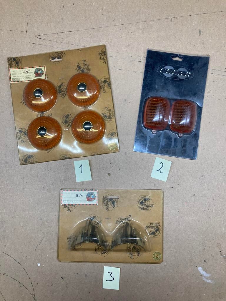 Nieuw (NOS) knipperlichtlenzen en kapjes YAMAHA en HONDA, Motoren, Ophalen, Nieuw