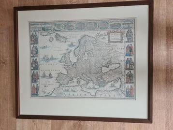 Oude landkaart Europa in lijst met glas beschikbaar voor biedingen
