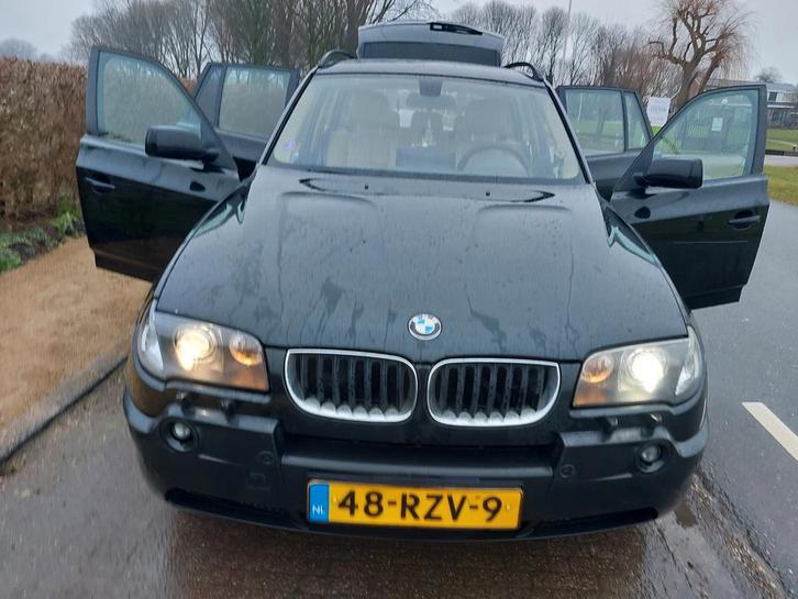 BMW X3 3.0 I AUTOMAAT 2005 Zwart LPG3 GAS/BENZ 230 APK 2027, Auto's, BMW, Particulier, X3, 4x4, ABS, Adaptieve lichten, LPG, G