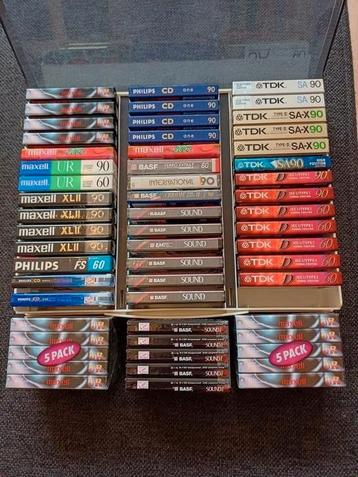 56 nieuwe cassettebandjes.  beschikbaar voor biedingen