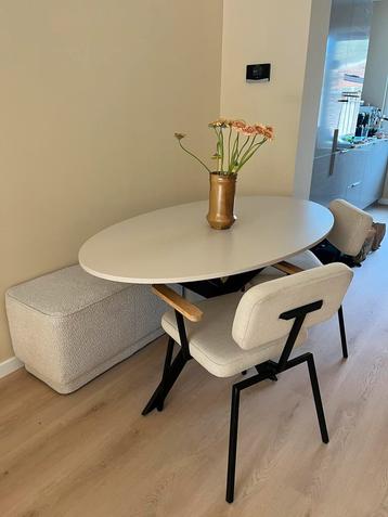 Ovale beige tafelblad 160x90 melanine
