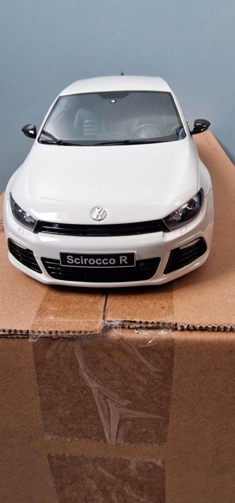 Volkswagen Scirocco 3 R Fase 1 Candy White OT1090, Hobby en Vrije tijd, Modelauto's | 1:18, Nieuw, Auto, OttOMobile, Ophalen of Verzenden