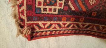 Handgemaakt vloerkleed beschikbaar voor biedingen