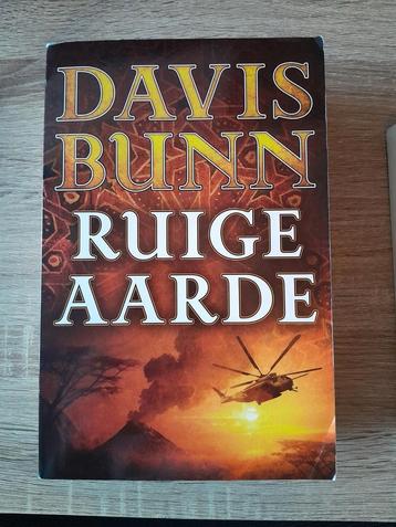 Davis Bunn - Ruige aarde beschikbaar voor biedingen