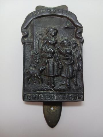 Cries of London deurklopper 1920 Brons beschikbaar voor biedingen