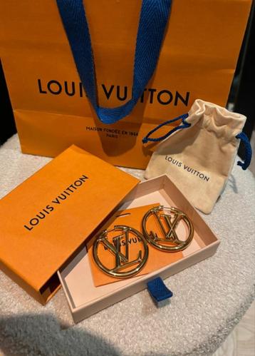 Louis Vuitton Loop oorbellen beschikbaar voor biedingen