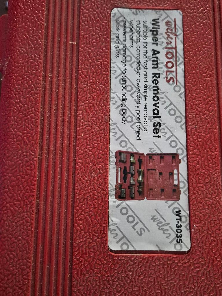 Uitdeukset, Ophalen, Nieuw