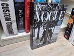 In Vogue - Illustrated updated edition hardcover, Boeken, Mode, Ophalen of Verzenden, Zo goed als nieuw, Mode algemeen