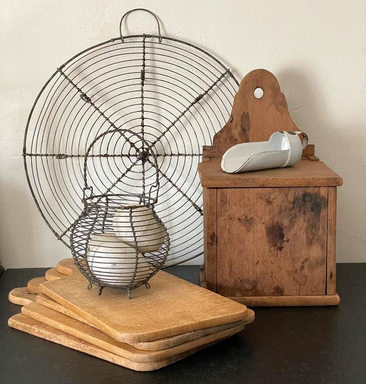 Brocante oude houten Franse zoutbak / kistje, Antiek en Kunst, Curiosa en Brocante, Ophalen of Verzenden