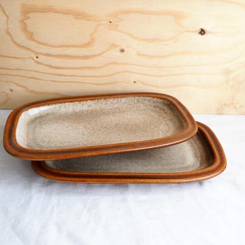 Vintage seventies rechthoekige schaaltjes 2 st, Huis en Inrichting, Keuken | Servies, Zo goed als nieuw, Schaal of Schalen, Overige stijlen