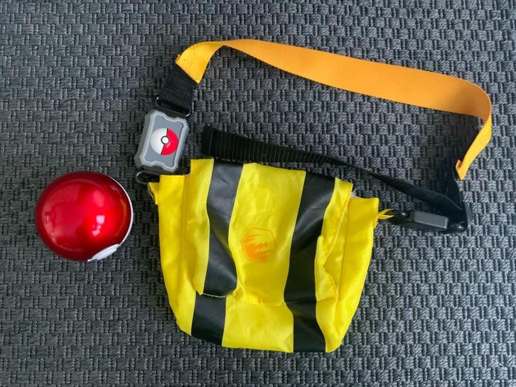 2016 Nintendo Pokemon Messenger Crossbody tas, Verzamelen, Film en Tv, Zo goed als nieuw, Film, Gebruiksvoorwerp, Ophalen of Verzenden