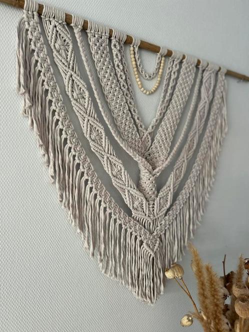 Macramé wandhanger/ wandkleed handgemaakt, Huis en Inrichting, Woonaccessoires | Wanddecoraties, Nieuw, Ophalen of Verzenden