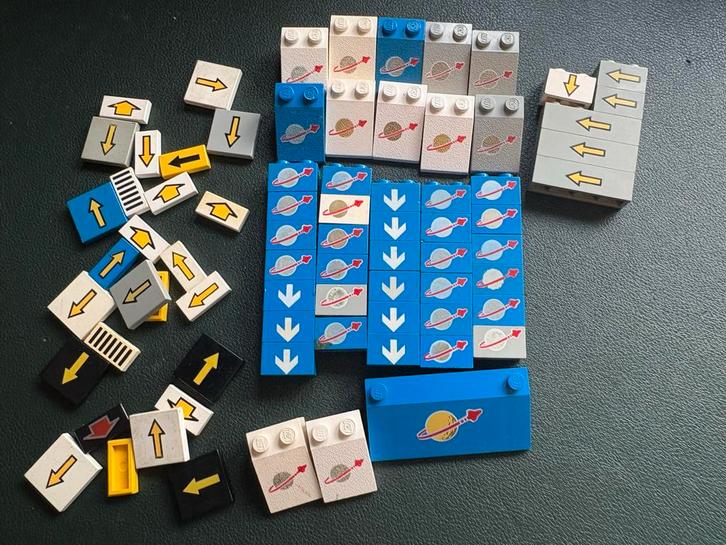 Lego classic space maan opdruk, Kinderen en Baby's, Speelgoed | Duplo en Lego, Ophalen of Verzenden