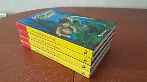 4 x  Bob  Evers  -  Deel  47  -  48  -  49  -  50, Boeken, Kinderboeken | Jeugd | 13 jaar en ouder, Zo goed als nieuw, Ophalen of Verzenden