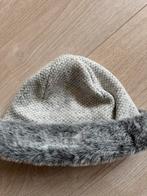 Te koop Guess muts, Maat 38/40 (M), Guess, Ophalen of Verzenden, Zo goed als nieuw