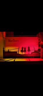 Marlboro neon/lichtreclame, Ophalen of Verzenden, Zo goed als nieuw, Lichtbak of (neon) lamp