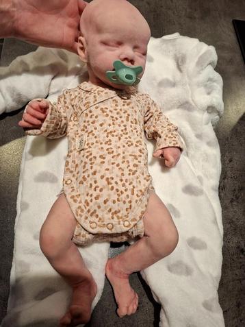 silicone reborn baby beschikbaar voor biedingen