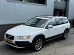 Volvo XC70 2.4 D5 Summum (bj 2010, automaat), Auto's, Volvo, Traction-control, Gebruikt, Beige, XC70