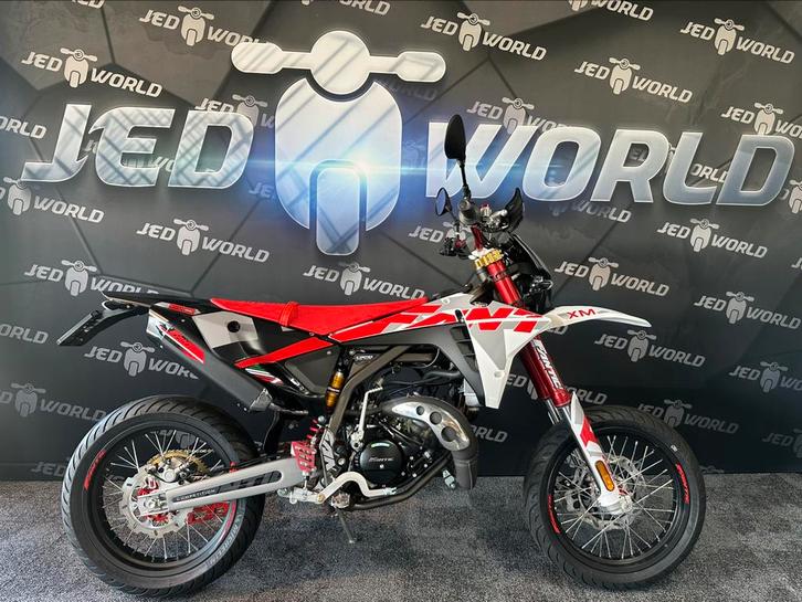 FANTIC schakelbrommer Euro5 45km NIEUW Beta Sherco Derbi, Fietsen en Brommers, Brommers | Overige merken, Nieuw, Maximaal 45 km/u