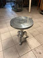 Aluminium bijzet tafeltjes, Minder dan 55 cm, Rond, Zo goed als nieuw, Hout