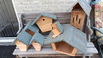 Vogelhuis Vogelvoerhuis Vogelhuisje Pindakaaspothouder beschikbaar voor biedingen