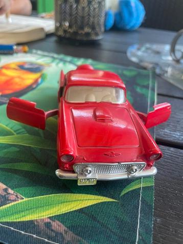 Ford Thunderbird beschikbaar voor biedingen