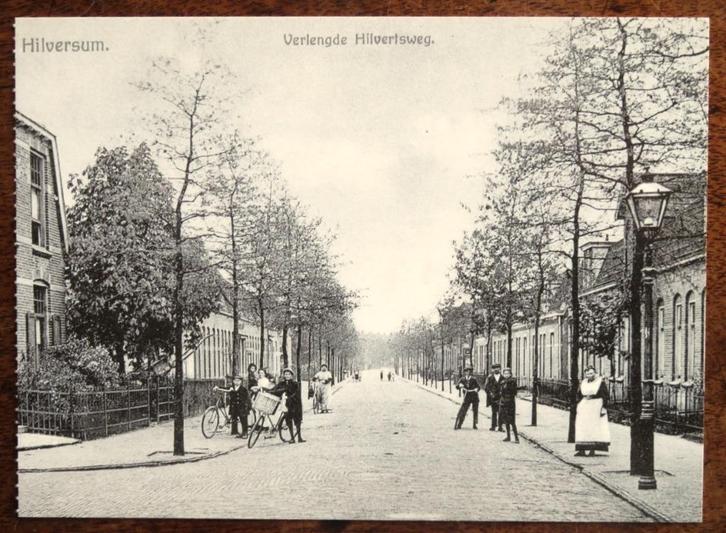 Hilversum Verlengde Hilvertsweg (reprint), Verzamelen, Ansichtkaarten | Nederland, Noord-Brabant, Voor 1920, Ophalen of Verzenden