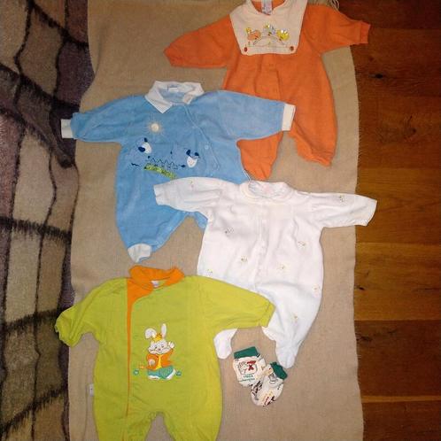 vintage baby boxpakje maat 50 meisje of jongen, Kinderen en Baby's, Babykleding | Baby-kledingpakketten, Gebruikt, Maat 50, Ophalen of Verzenden