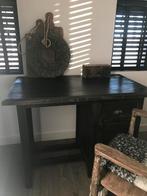 Stoere oude houten Sidetable/bureau, Huis en Inrichting, Tafels | Sidetables, Ophalen, Zo goed als nieuw, 25 tot 50 cm, Rechthoekig