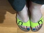 GRATIS VERZENDEN STOERE GELE LAK BIRKENSTOCKS MT 36, Slippers, Verzenden, Geel, Zo goed als nieuw