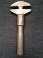 Oude moersleutel spoorwegen of leger, gewicht 2,5 kilo, Antiek en Kunst, Antiek | Gereedschap en Instrumenten, Ophalen of Verzenden