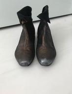 Nieuwe Handgemaakte Leren Enkellaarsjes van Papucei, Kleding | Dames, Overige kleuren, Lage of Enkellaarzen, Nieuw, Ophalen of Verzenden