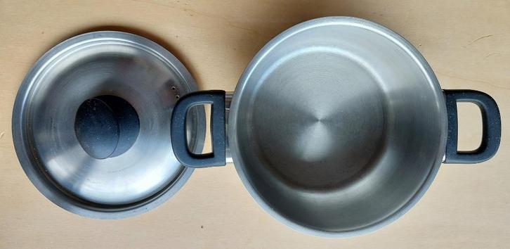 Caravan pannen en schalen., Caravans en Kamperen, Kampeeraccessoires, Gebruikt, Ophalen of Verzenden